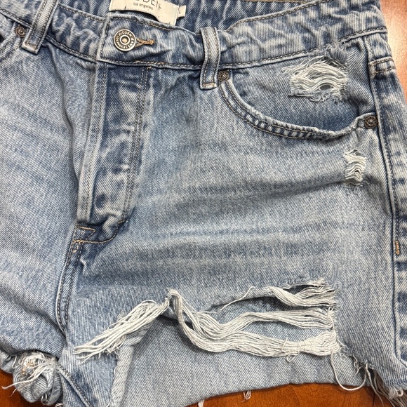 Hidden Los Angeles Distressed Denim Shorts size large - Picture 3 of 7